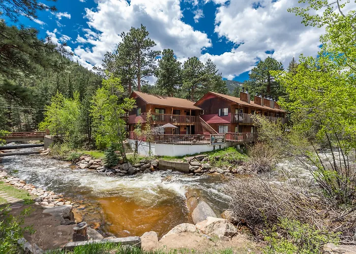 Ponderosa Lodge