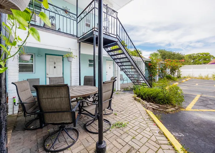 Siesta Motor Inn By Townhouse Kennedy Space Center Titusville I 95