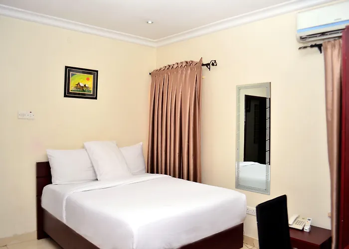 De Rigg Place - Alaka Estate, Surulere