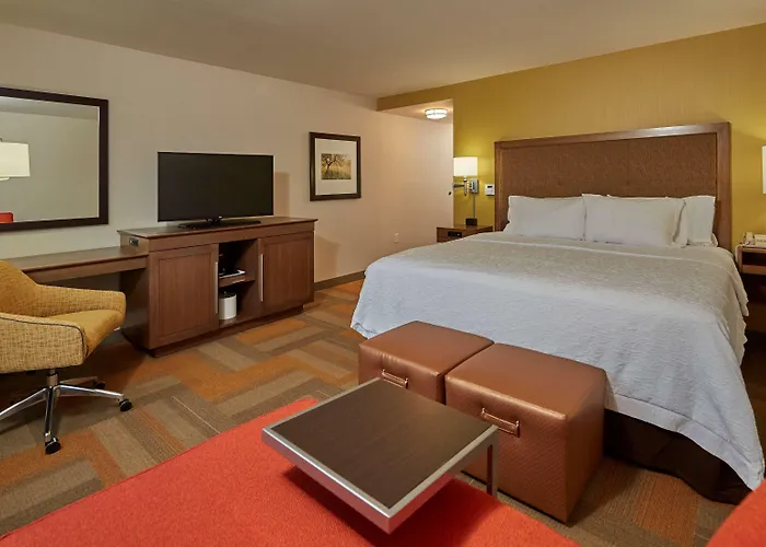 Hampton Inn & Suites Hood River