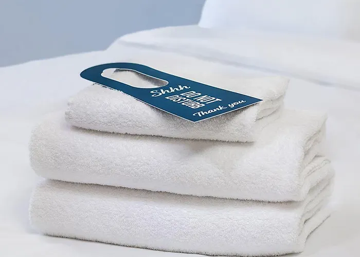 Travelodge Farnborough Central