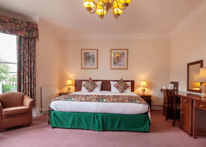 Ashley Hotel