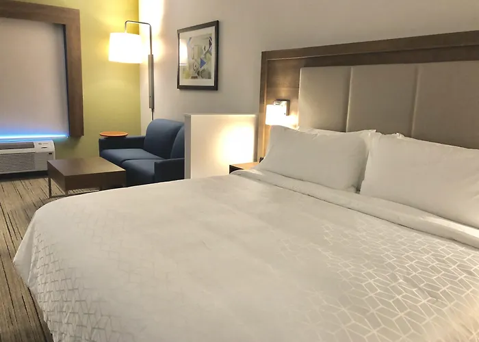 Holiday Inn Express & Suites Raleigh Airport - Brier Creek By Ihg