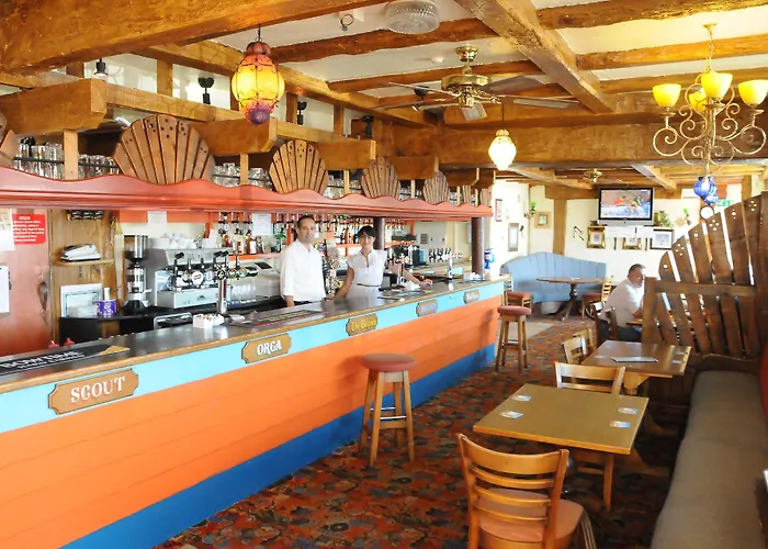 Dolphin Hotel