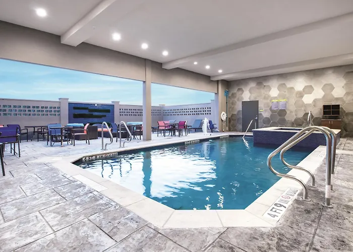 La Quinta By Wyndham Waco Baylor Downtown