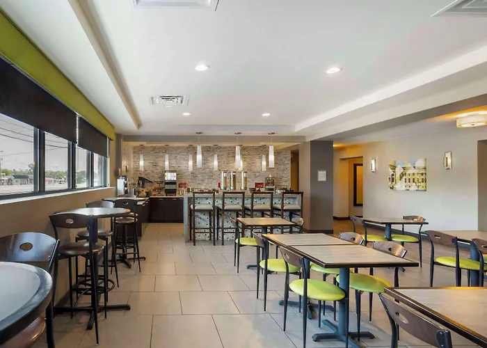 Best Western Plus Philadelphia-Pennsauken Hotel