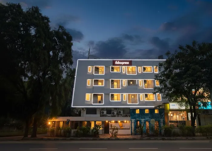 Fabhotel Kalyan