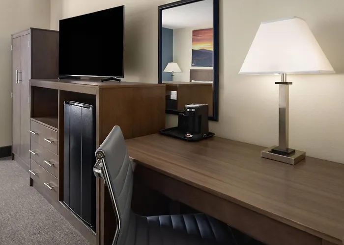 Days Inn By Wyndham Penn State