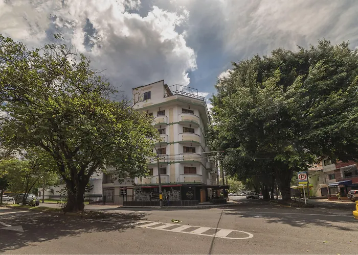 Hotel Balcones De La 70