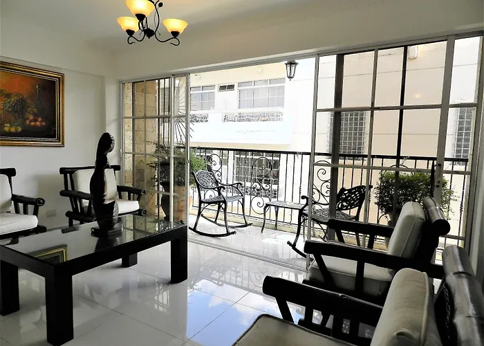 Hotel La Colonia