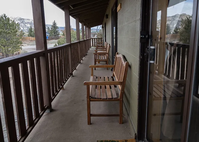 Estes Lake Lodge