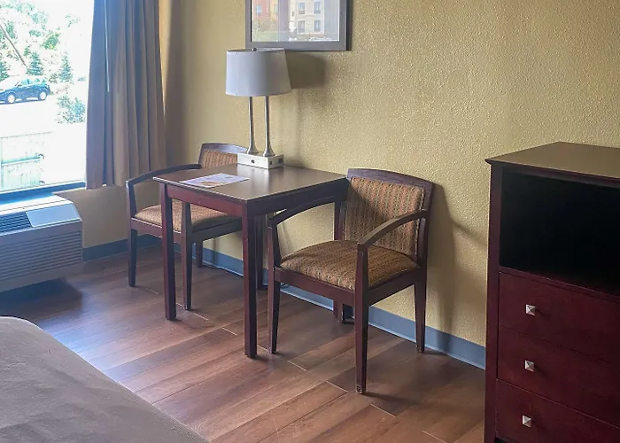 Cheektowaga Cheap Hotels