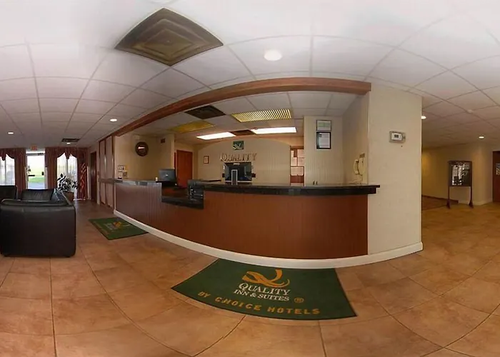 Baymont By Wyndham Youngstown