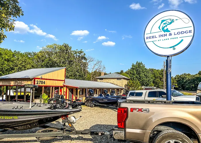 Reel Inn And Lodge