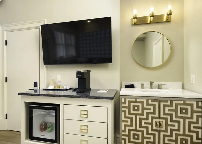 The Edward Buffalo
