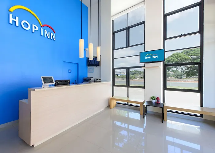 Hop Inn Mae Sot Building A