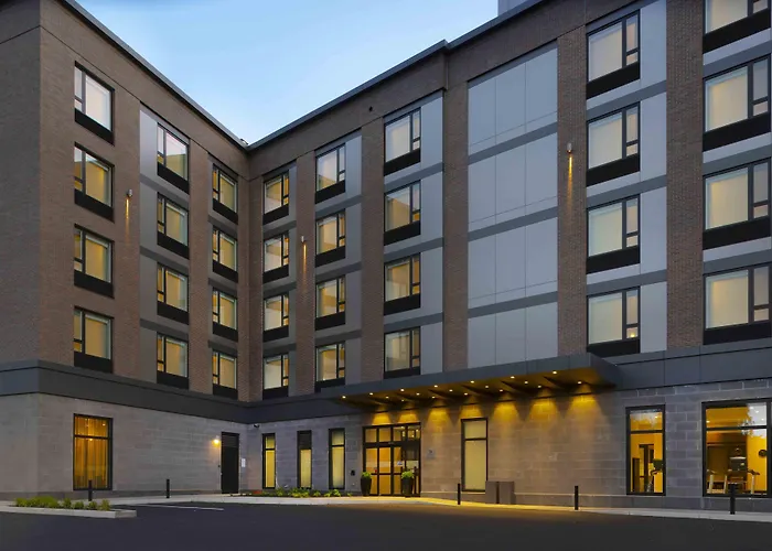 Holiday Inn Express - Boston Logan Airport - Revere By Ihg