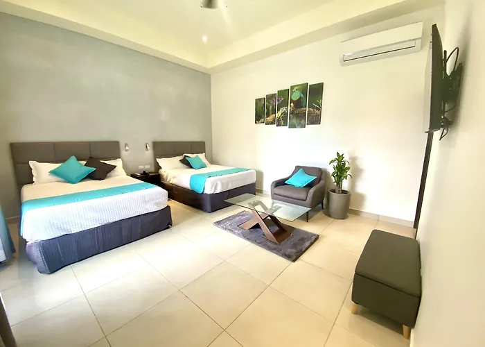 Hotel Naoz