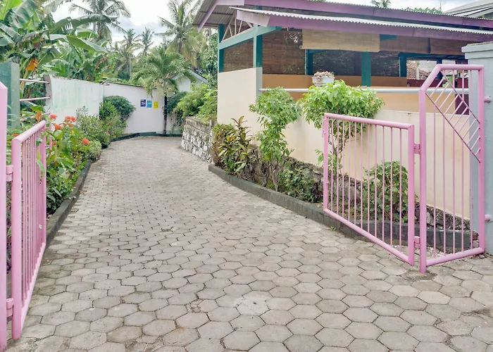 Hotel O Griya Ketapang
