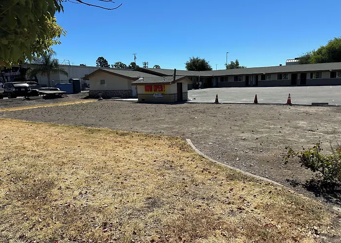 Sands Motel