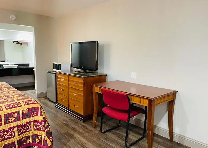 Spanish Trails Inn