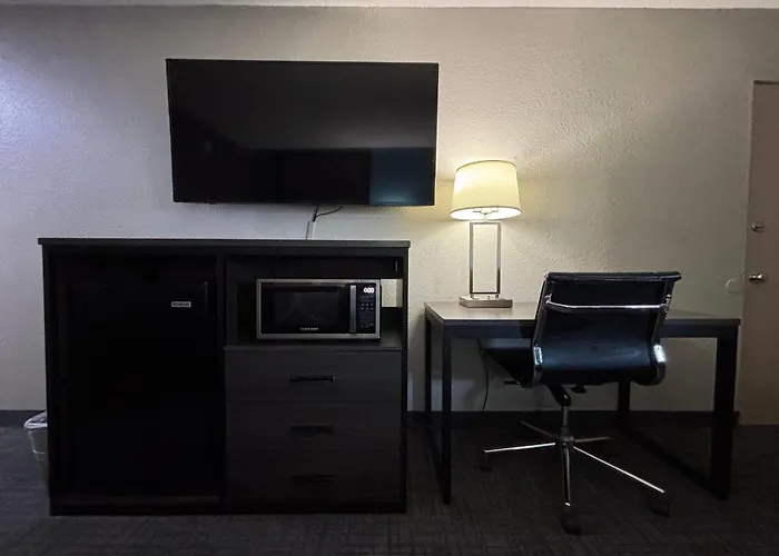 Belleville Cheap Hotels