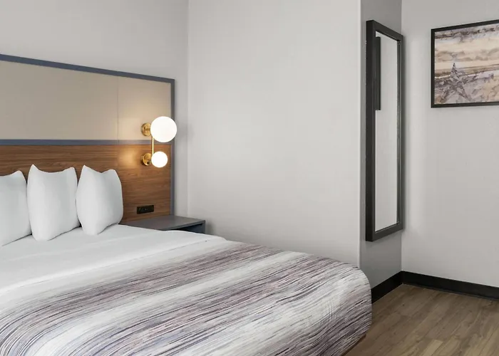 Americinn By Wyndham Urbana Champaign University Area