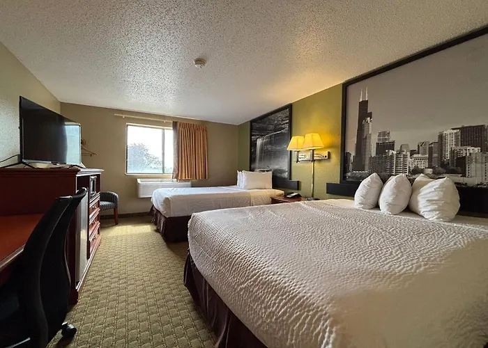 Super 8 By Wyndham Pontiac