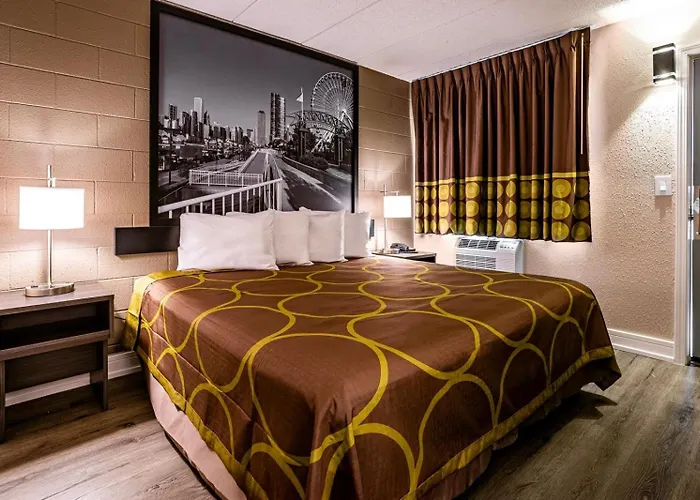 Super 8 By Wyndham Rockford South