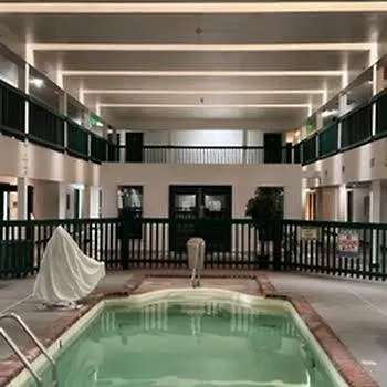 Budget Inn
