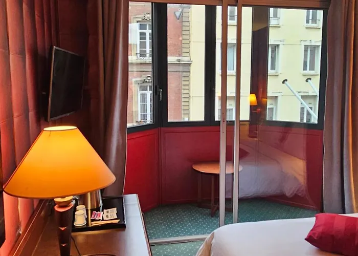 Hotel 1Er Consul Rouen