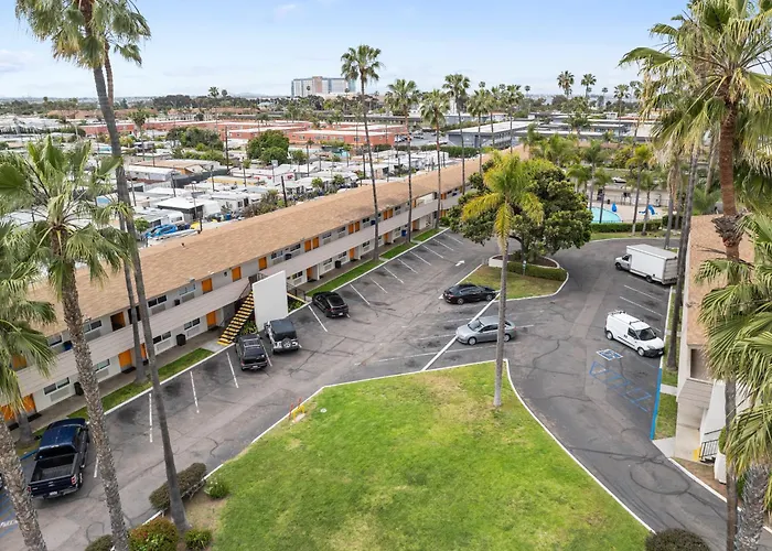 Hotel Palmeras Chula Vista