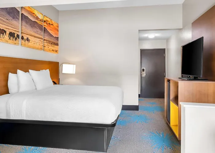 Days Inn & Suites By Wyndham Ridgeland