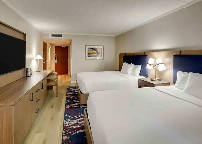 Doubletree By Hilton Quincy