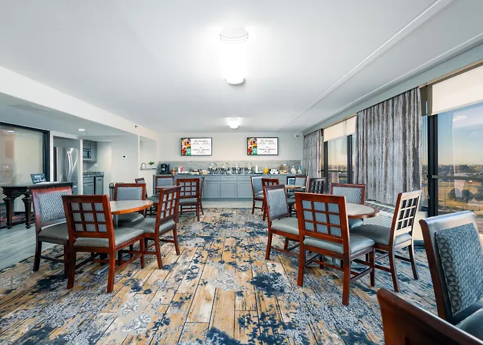 Mcm Elegante Hotel