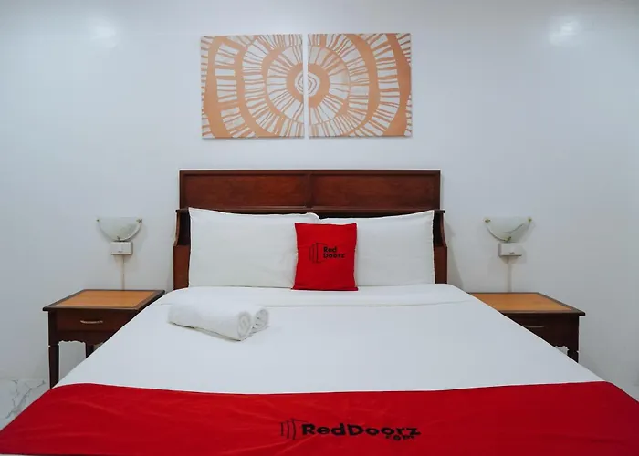 Reddoorz At La Casa Guesthouse Former Reddoorz At Tamarind Street Angeles City