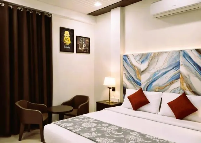 Hotel Golden Lotus Inn
