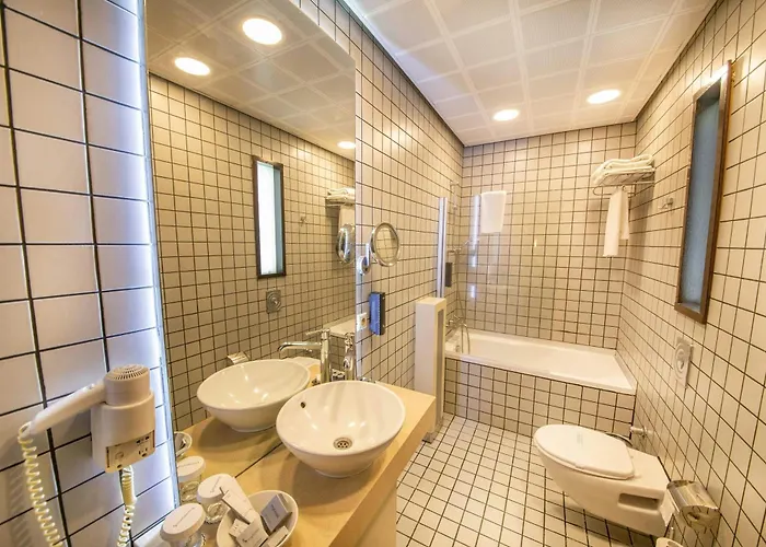Delhi Hotel Luxe Stay ,Delhi International Airport
