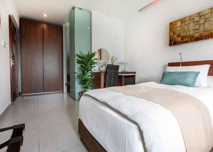 Achilleos City Hotel