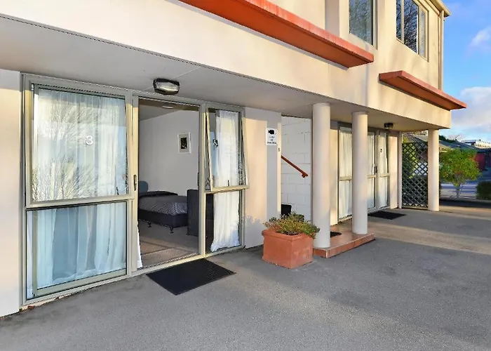 Anika Motel