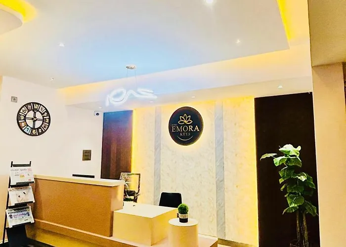 Hotel Emora Keys, 500 Mtrs From Madikeri Fort