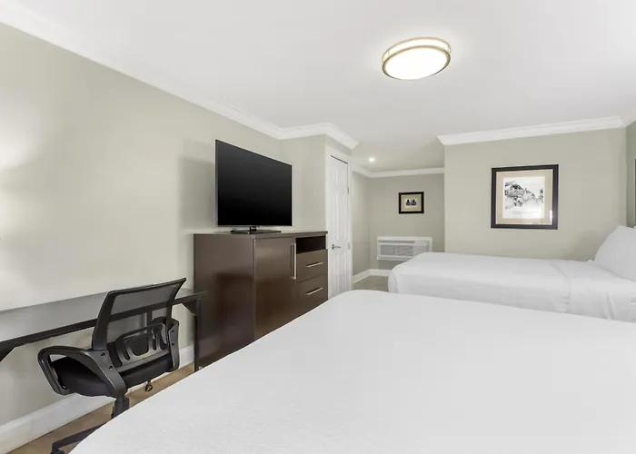 Best Western Historic Bayfront