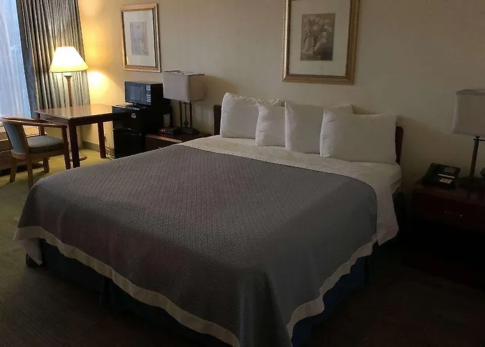 Travelodge By Wyndham Gaylord