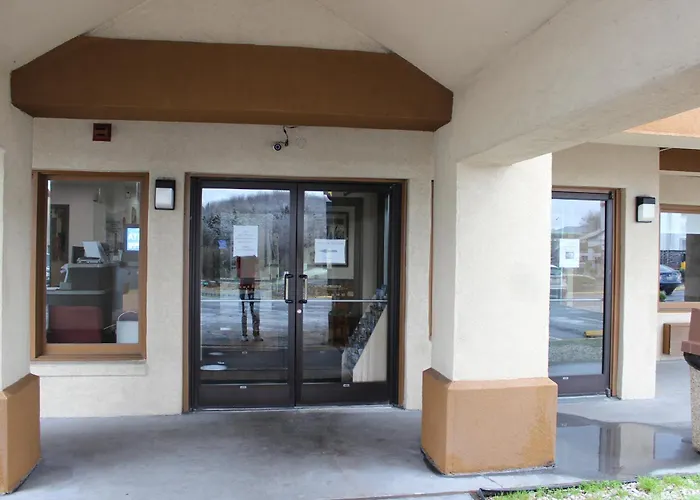 Super 8 By Wyndham Fort Chiswell Wytheville Area