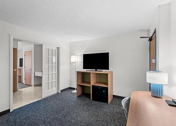 Spark By Hilton Cedar Falls