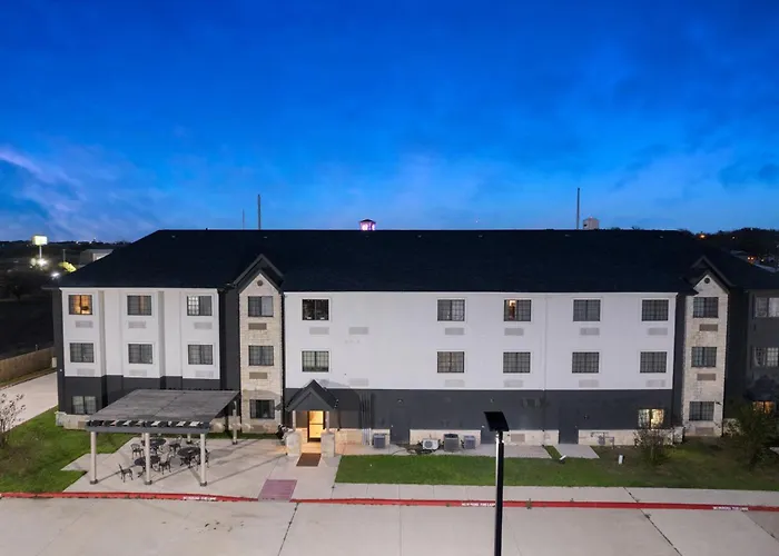 Garner Hotel Gonzales By Ihg