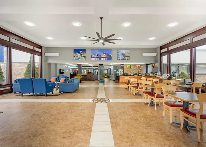 Quality Inn & Suites Chattanooga-East Ridge
