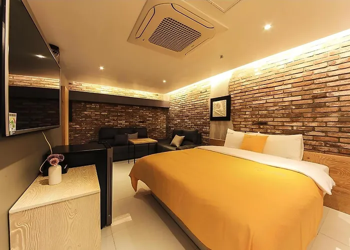 Incheon Airport Seogu Seoknam The Lime Hotel