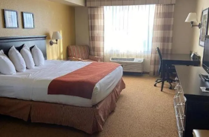 Country Inn & Suites By Radisson, Dundee, Mi