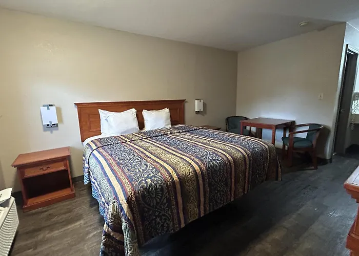 Lodge Inn Extended Stay